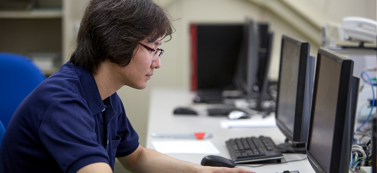 賢者を目指す者2 Interview 設計部　谷 一樹 2015年4月入社 立命館大学 理工学研究科 機械システム専攻修了